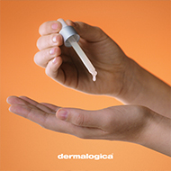 リピーター続出!夏の肌疲れにビタミンC美容液/Must-Have! Vitamin C Serum for Summer Skin Fatigue