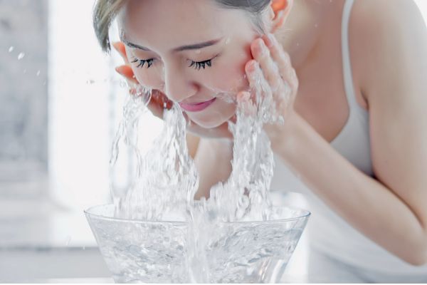 朝あることををしていないのが黒ずみの原因だった！/Skipping a morning step caused blackheads