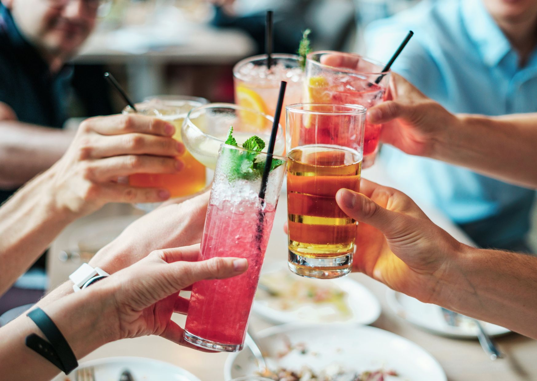 お酒飲み過ぎ注意!老化を加速させます!/Caution: Overdrinking Ages You!